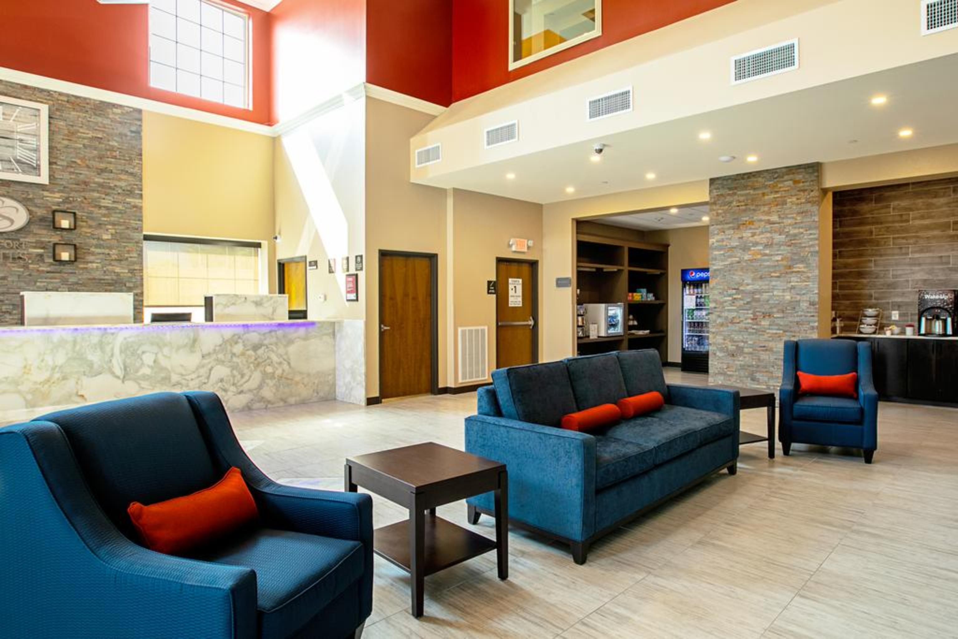 Comfort Suites Fishkill Near Interstate 84 Экстерьер фото